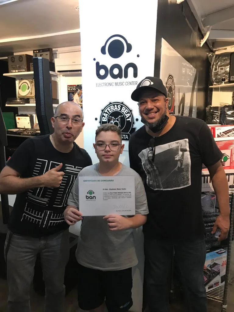 Aluno formado DJ Ban EMC