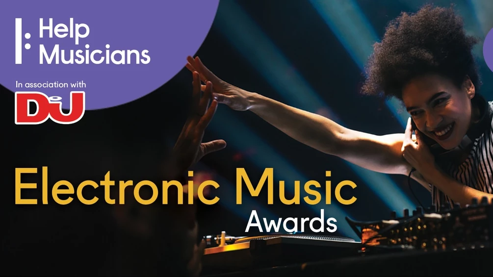 Banner oficial do Electronic Music Awards, da Help Musicians em parceria com a DJ Mag